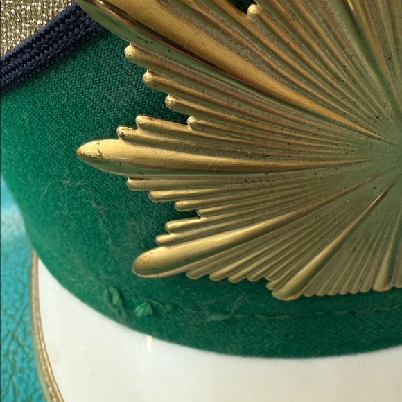 Vintage Ostwald green and gold starburst marching band hat shako - Picture 5 of 16